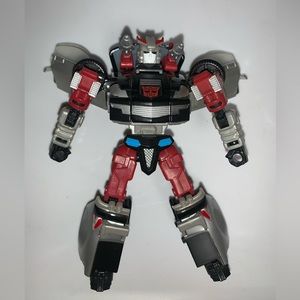 Transformers Universe Silverstreak